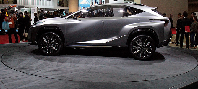 Lexus LF-NX concept - Picture courtesy Bertel Schmitt